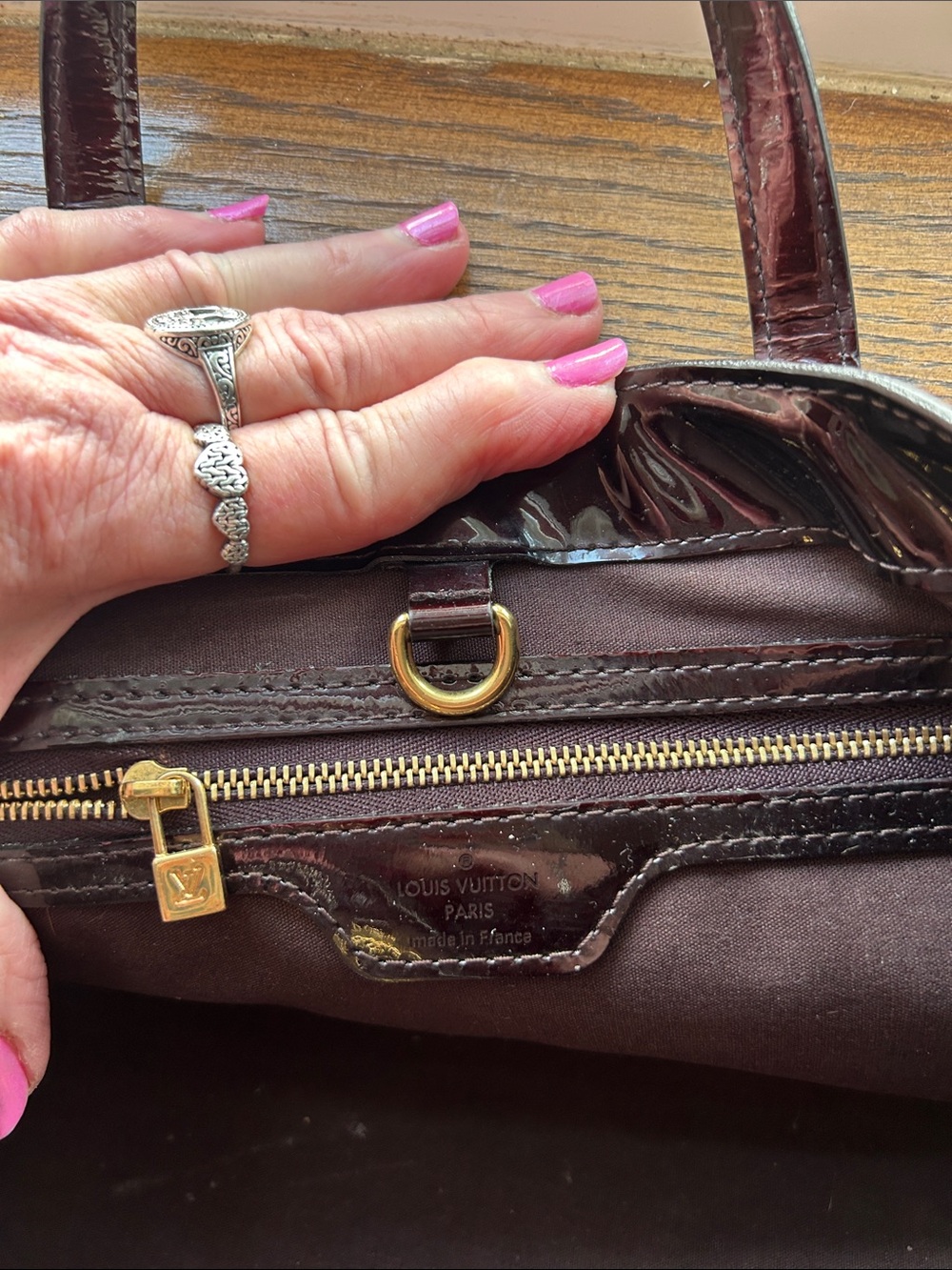 Louis Vuitton striped Rayures Wilshire vernis tote - Picture 9 of 11